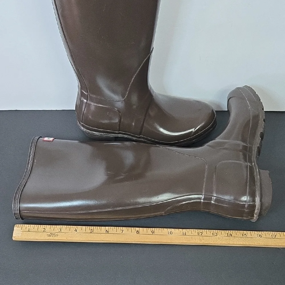 Hunter Size 8 Gloss Dark Brown Tall Rubber Rain Boots - Picture 11 of 16